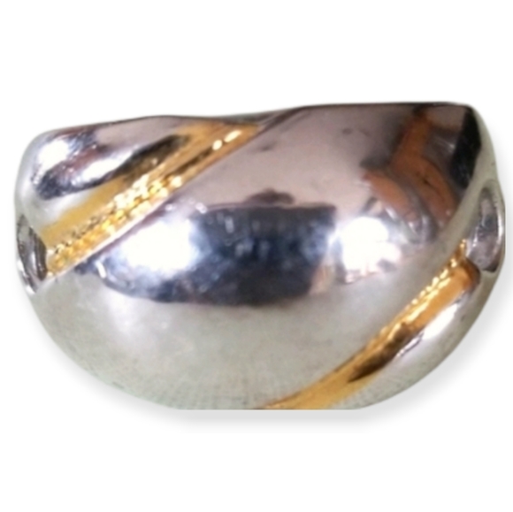 Vintage 1970s Mixed Metal Silver and Gold Two Tone Metal Ring Size 7 3/4 - Picture 3 of 12